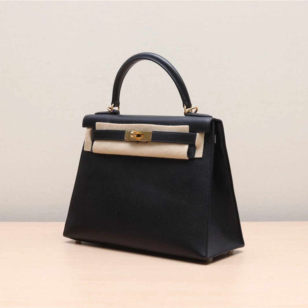 99新 Hermes/爱马仕 【小花念念】Kelly 28 黑色 Ep皮 Y刻 金扣 包