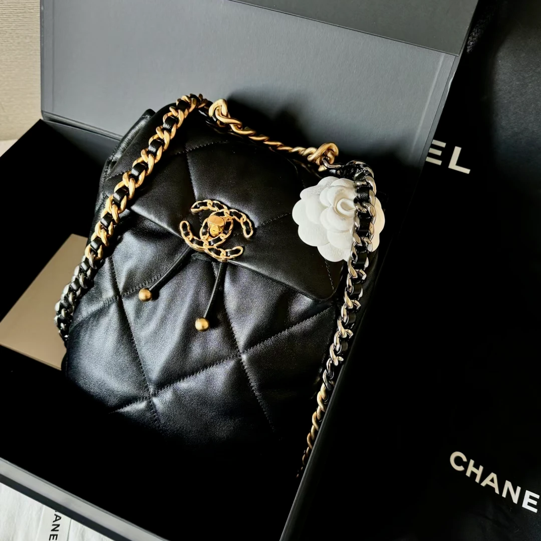 全新未使用 Chanel/香奈儿 【小花念念】19 BAG 迷你 双肩包 黑色
