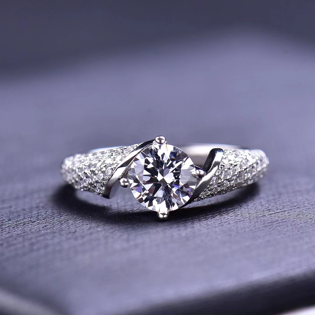 925银莫桑石戒指 马蹄莲女戒时尚镶嵌礼物轻奢轻奢婚戒情人节经典