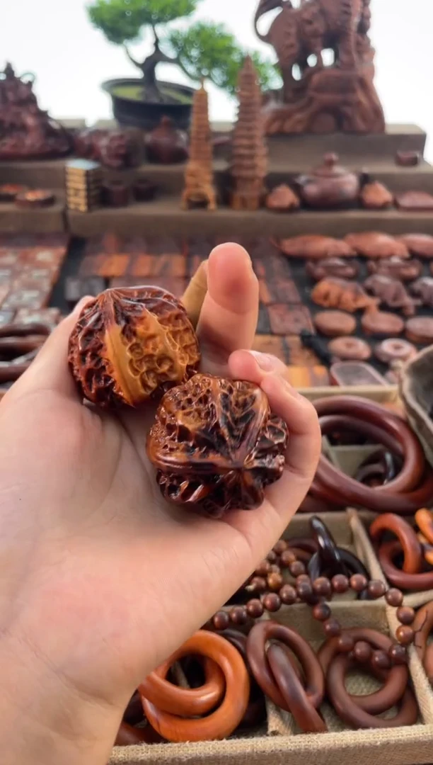 【闪购商品】木枣木核桃一对随机发