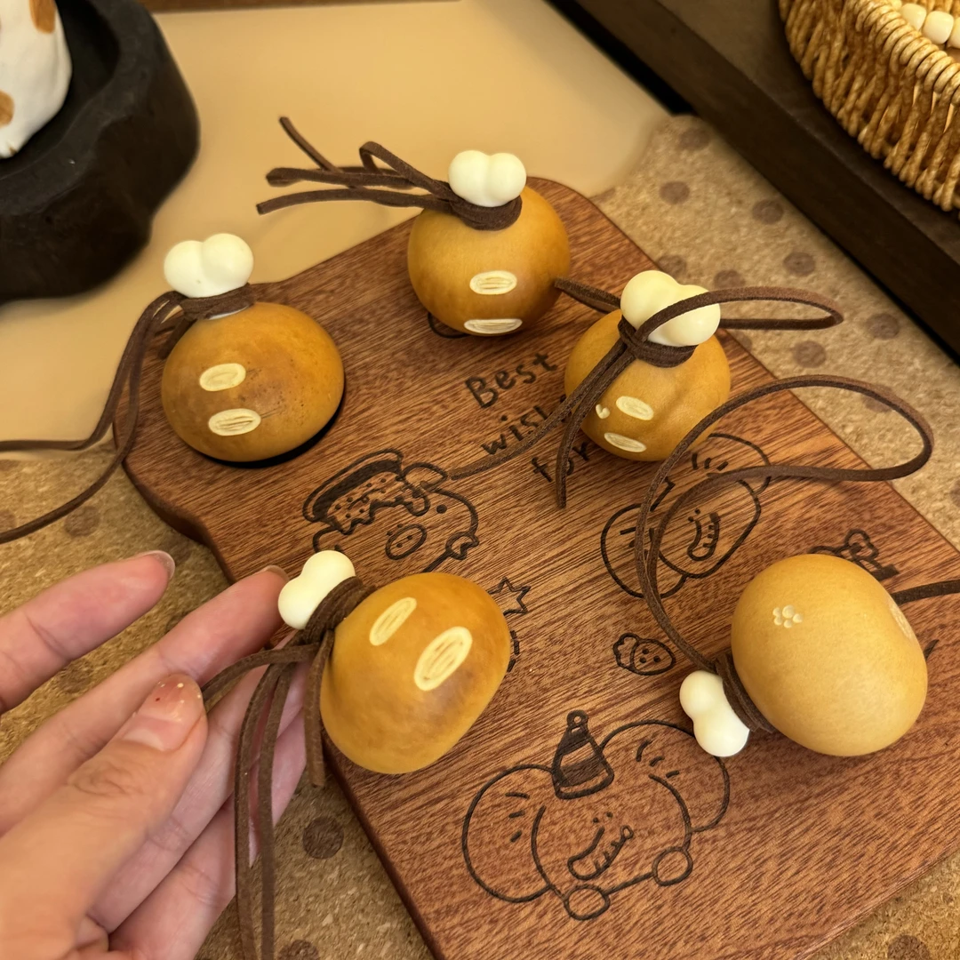 一只可爱包挂 盘葫芦鸡腿文玩手捻把件 自然宝宝随缘发一