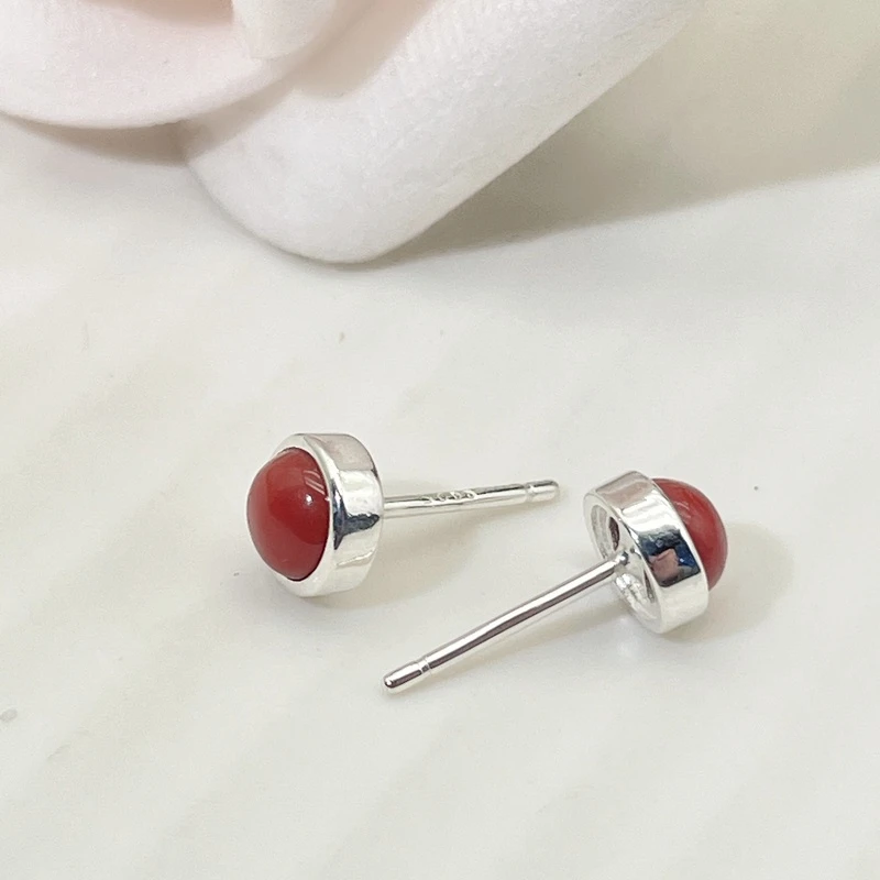 【暖暖专属】s925银镶嵌 经典简约百搭气质玛瑙蛋面耳钉 ES156