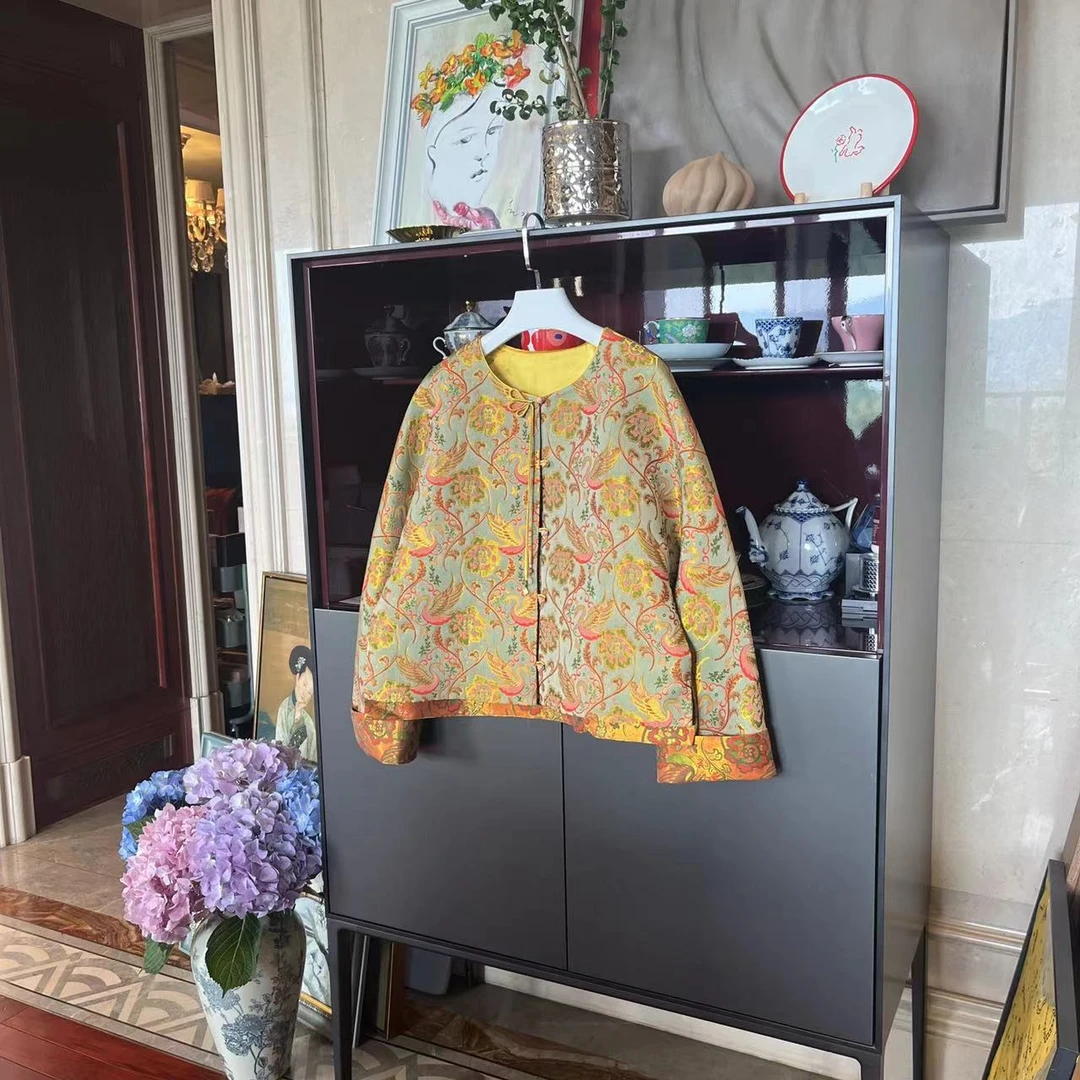 漫颜刘2024夏季新品钱小萍天鹅湖纹宋锦外套圆领长袖对襟中式上衣