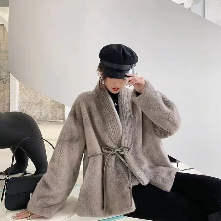 慕蒽伊兰【MIGEGE】雪兰貂欧貂绒复古女款环保毛百搭侧系带保暖大衣