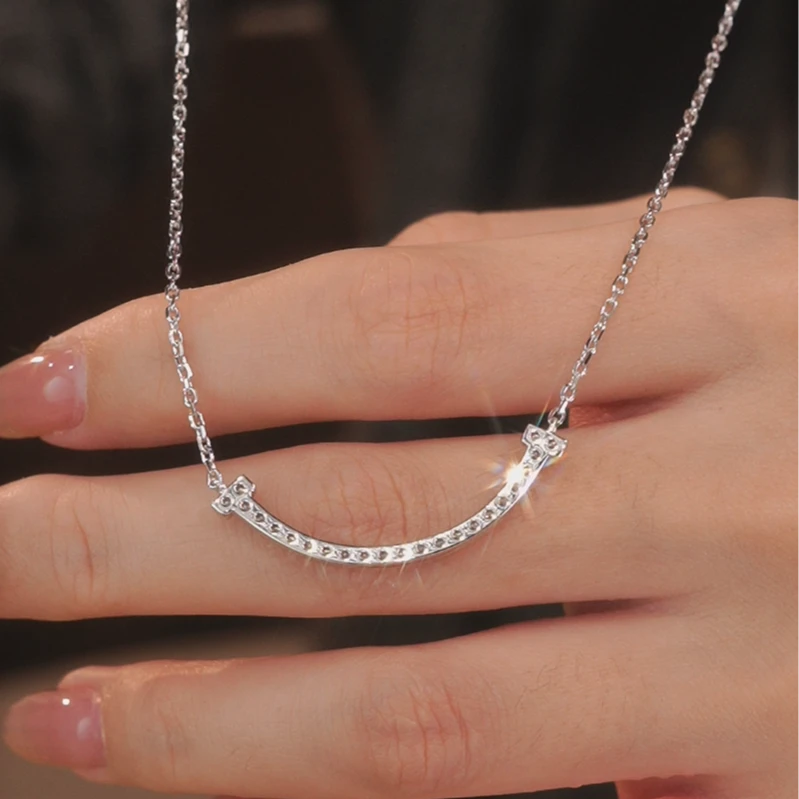 恒美娜 坠链均925银莫桑石 细款微笑项链轻奢时尚百搭简约