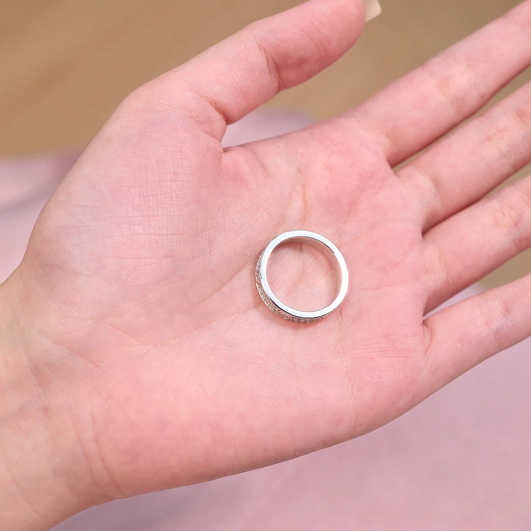 925银莫桑石戒指 满天星戒指孤品 气质轻奢时尚银白色指环百搭Y