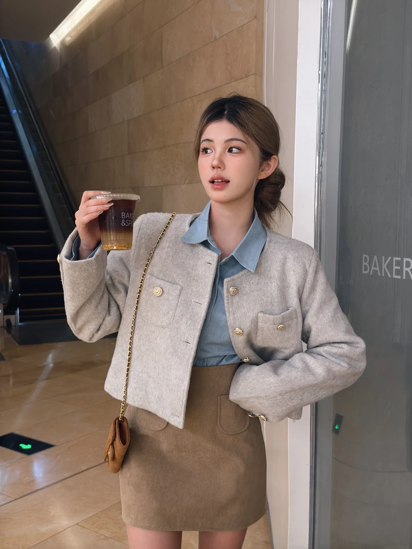 夹棉加厚毛呢外套女装秋冬新款衬衫打底半身裙三件套套装-7006