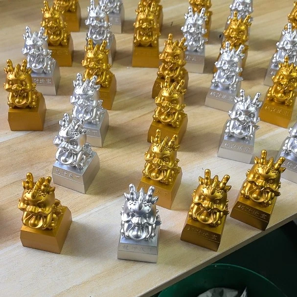 2024龙年工艺公仔摆件豆豆龙