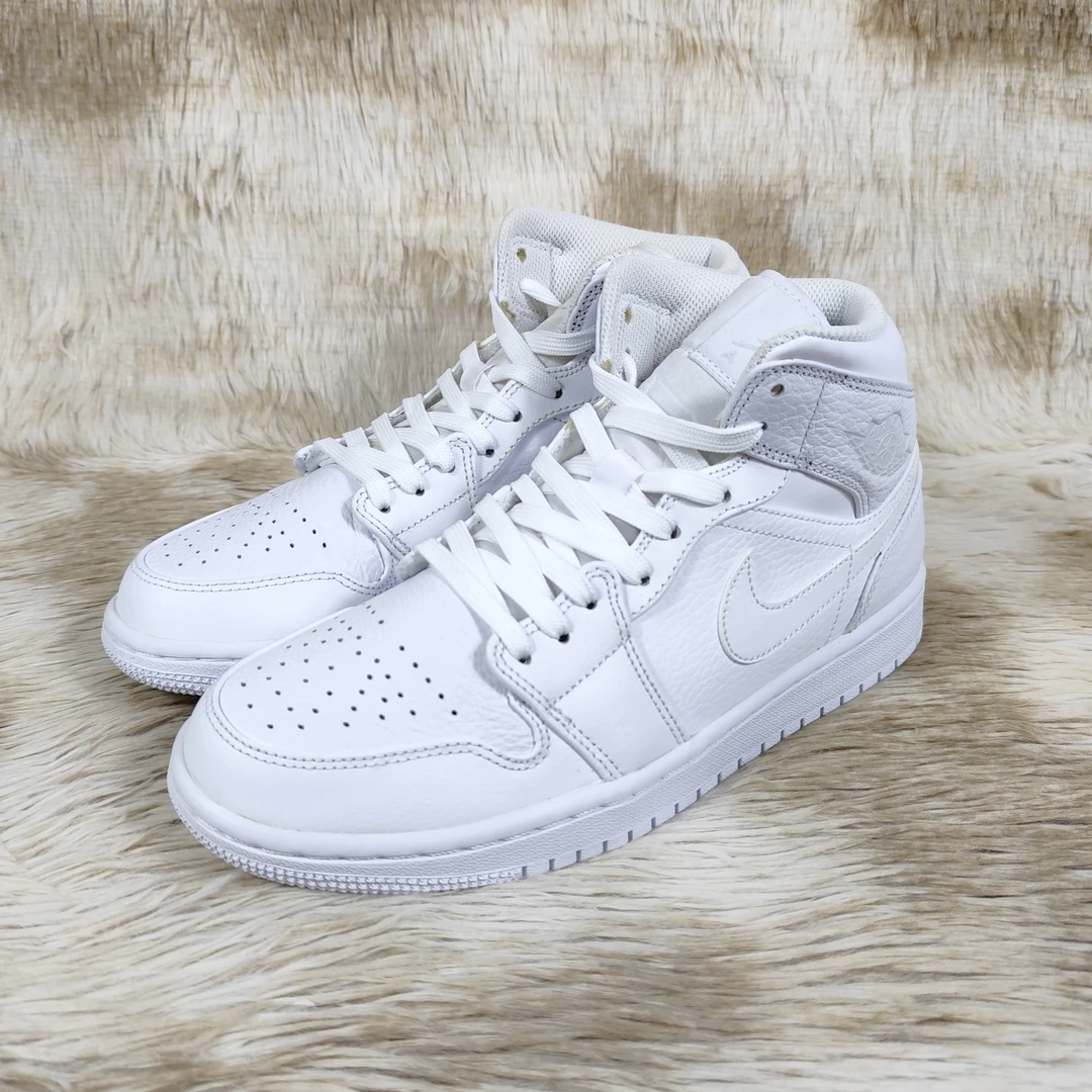 40.5码 正品 AJ1纯白中帮 未使用 原盒 瑕疵见详情公价:999#063F5