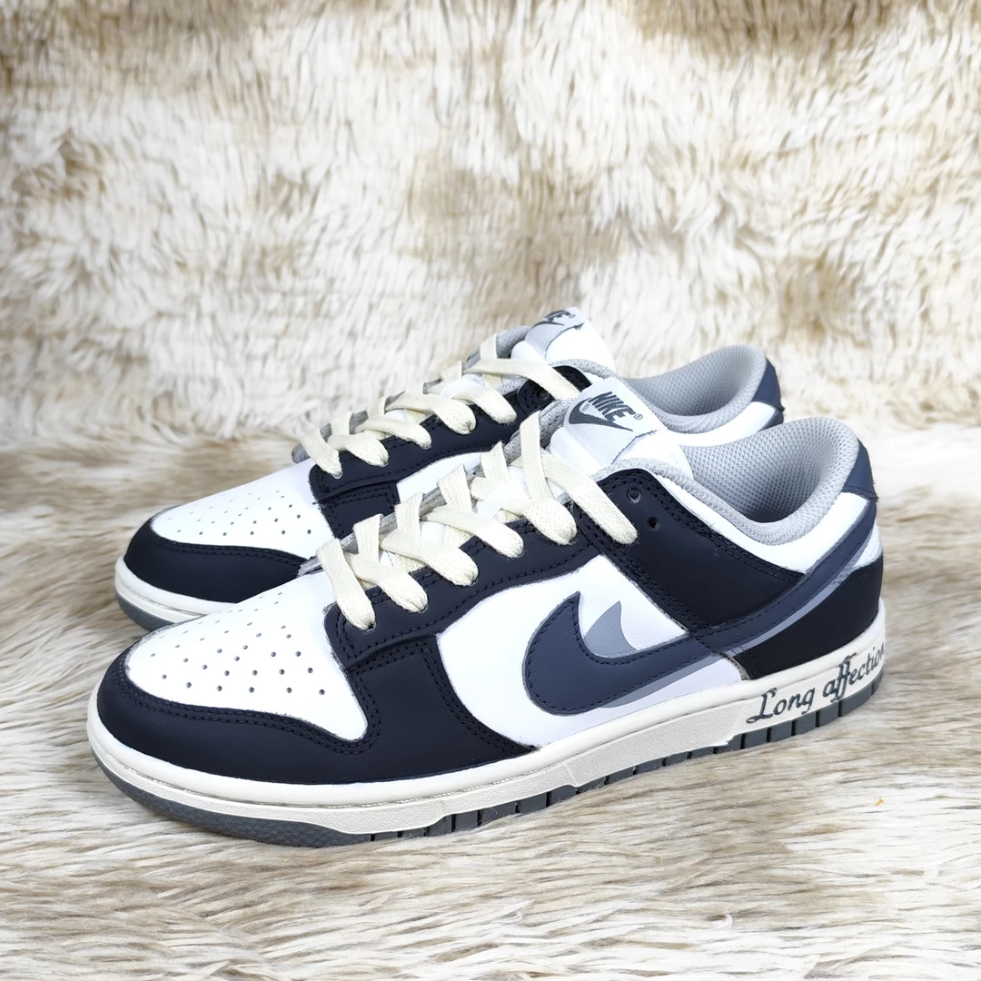 38码 正品 Dunk 黑灰低帮 全新未穿 有原盒 公价：999#422E3