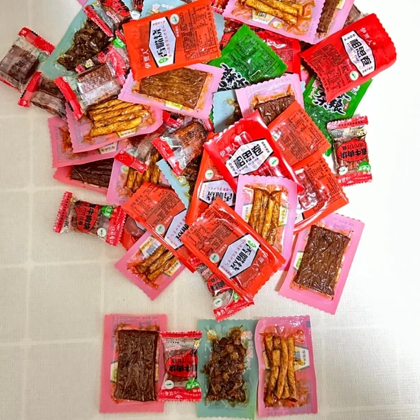 青海循化伊贾人清真小辣条散称小包装回族休闲零食品儿时麻辣小吃