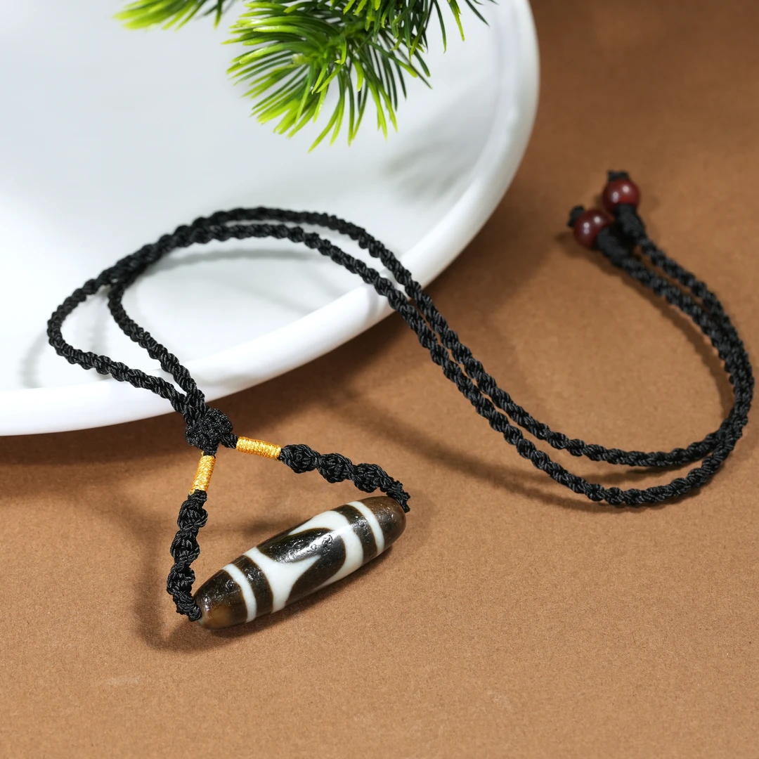 壹加小羊|玛瑙老料牙牙锁骨链