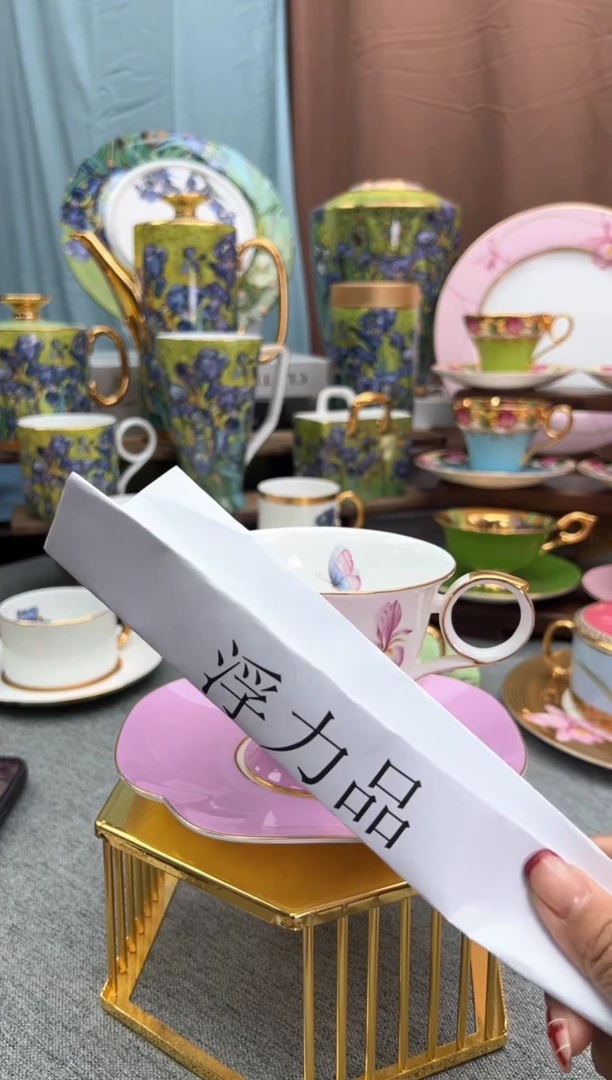 【闪购商品】福利鸢尾花礼盒装。，。，