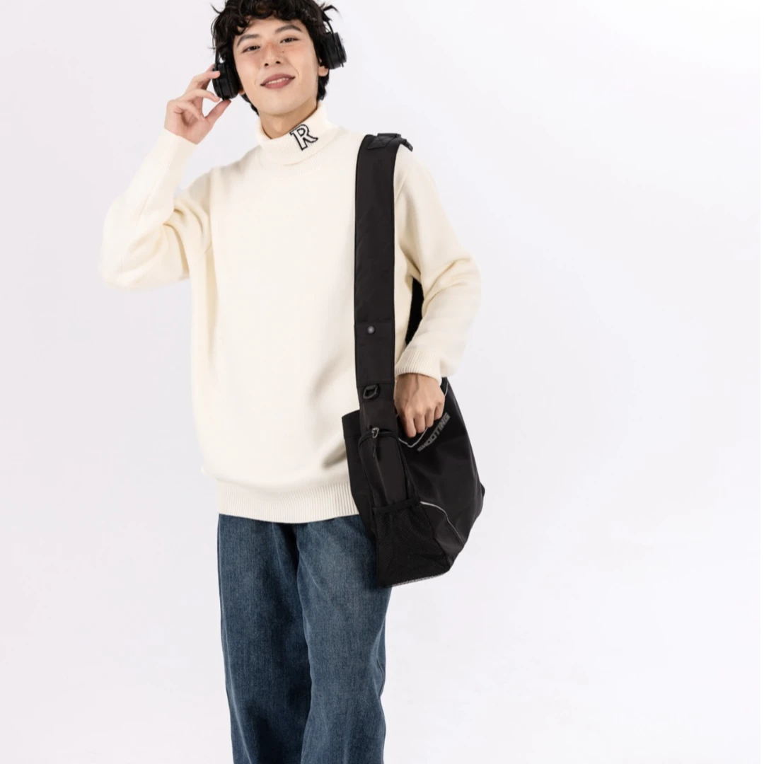 65176高端专享老林家天花板冬季高领毛衣米色