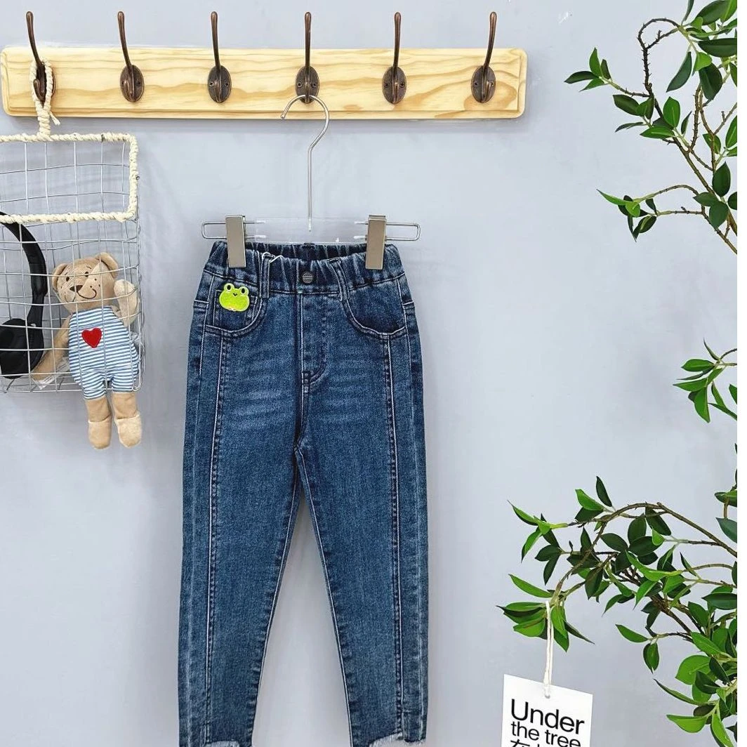 92069高端专享春款牛仔裤浅蓝色