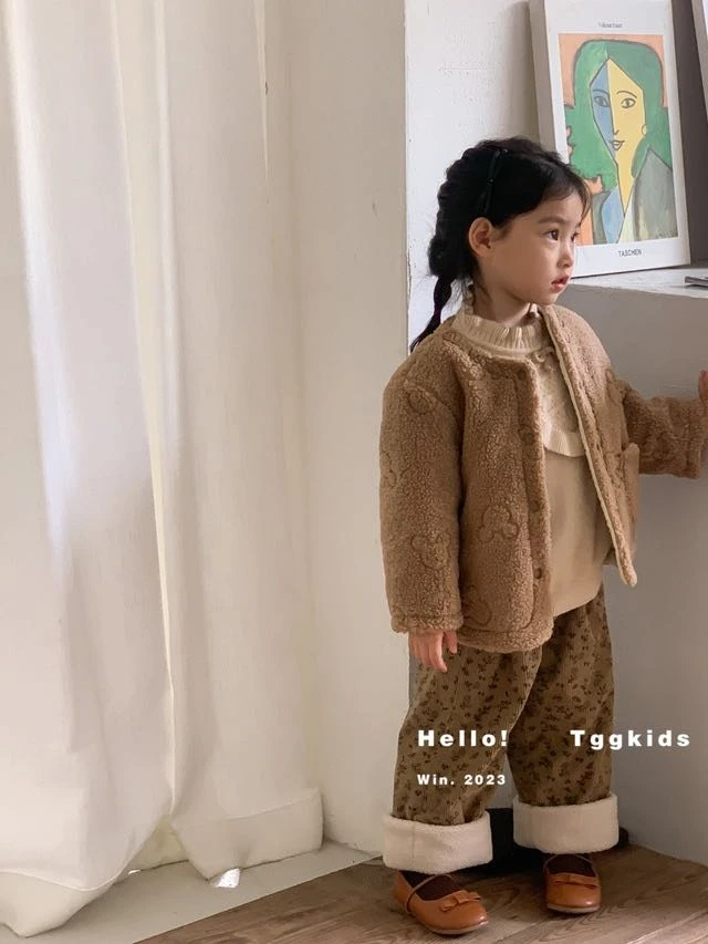 D2-AM23122高端专享TGG俩面穿外套米色