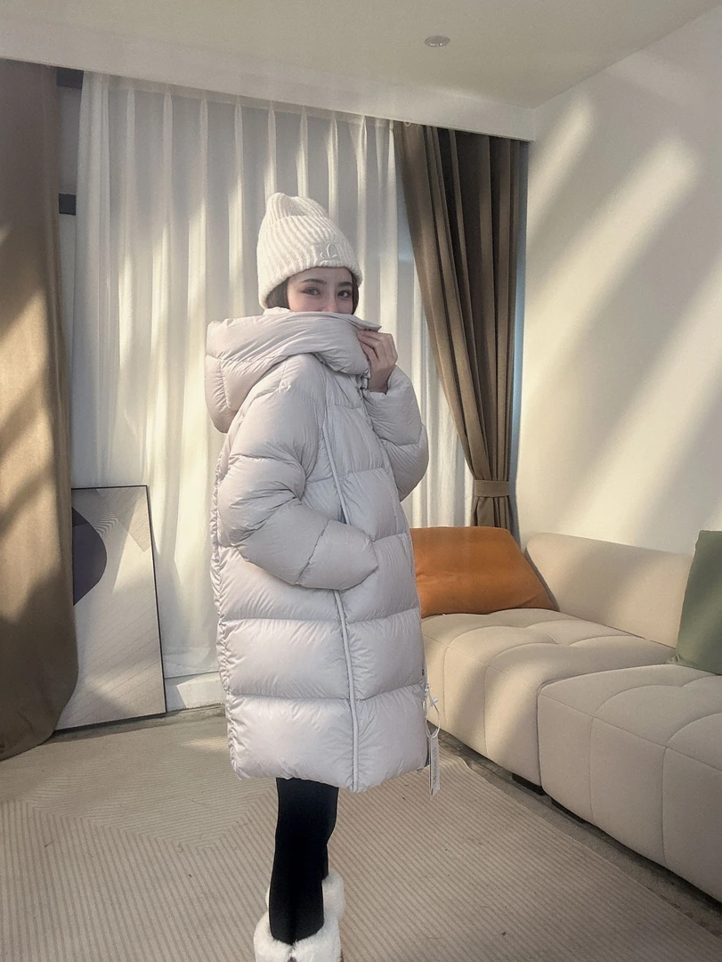 泡芙95白鹅绒女时尚百搭连帽中长款羽绒服16F609 莉莉
