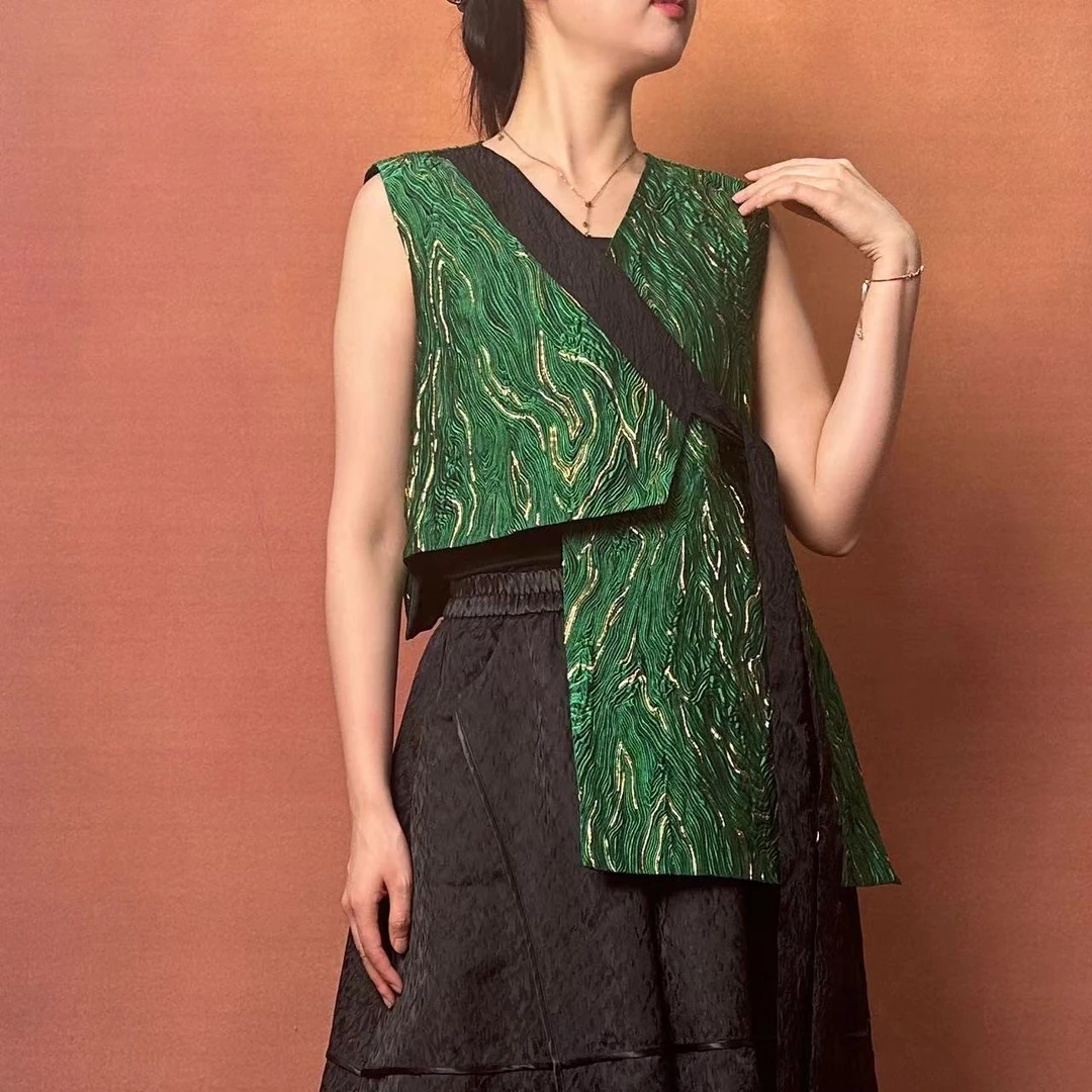 【大海轻奢】S1705新款绿色刺绣宽松夏季百搭设计师款时尚上衣