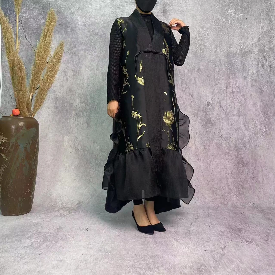 【大海轻奢】Y23114新款黑色刺绣花盘扣拼纱设计师款时尚外披