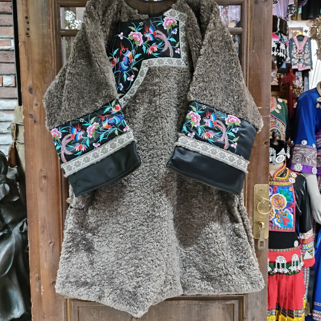 苗族少数民族服装女秋冬藏袍民族风