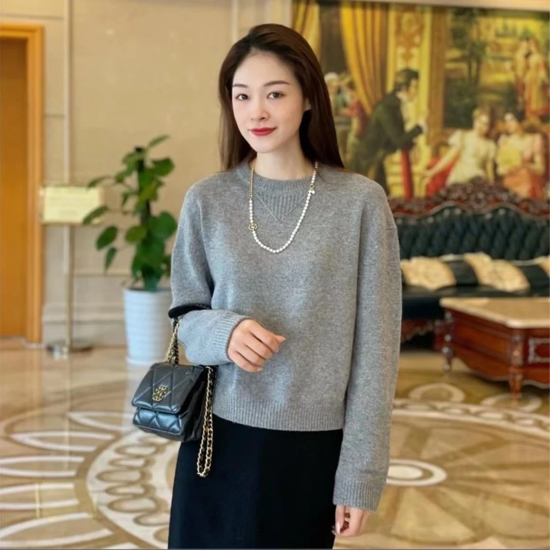 哥弟新款圆领显瘦百搭时尚潮流气质百搭保暖可外穿羊绒衫1399673