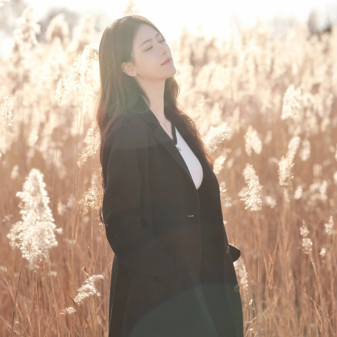 曼娅奴毛呢外套女冬新款通勤百搭中长款呢子大衣