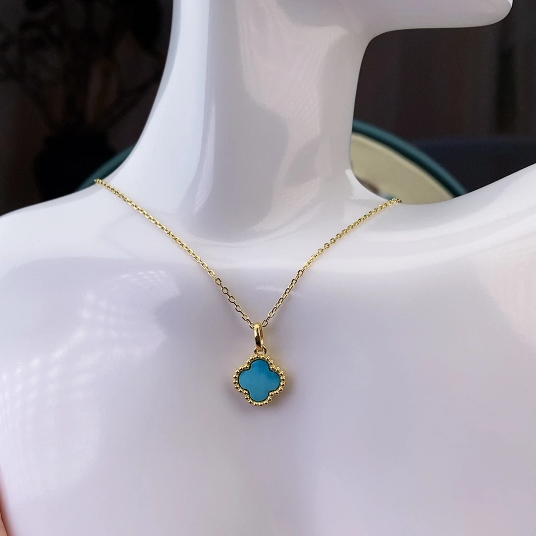 绿松石颈饰未镶嵌