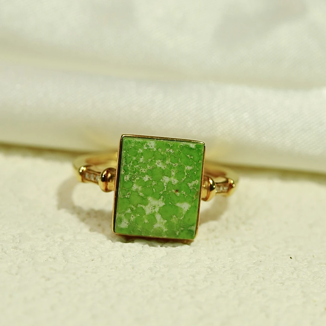 湖北原矿绿松石精致百搭时尚手工镶嵌戒指精美气质简约大女王