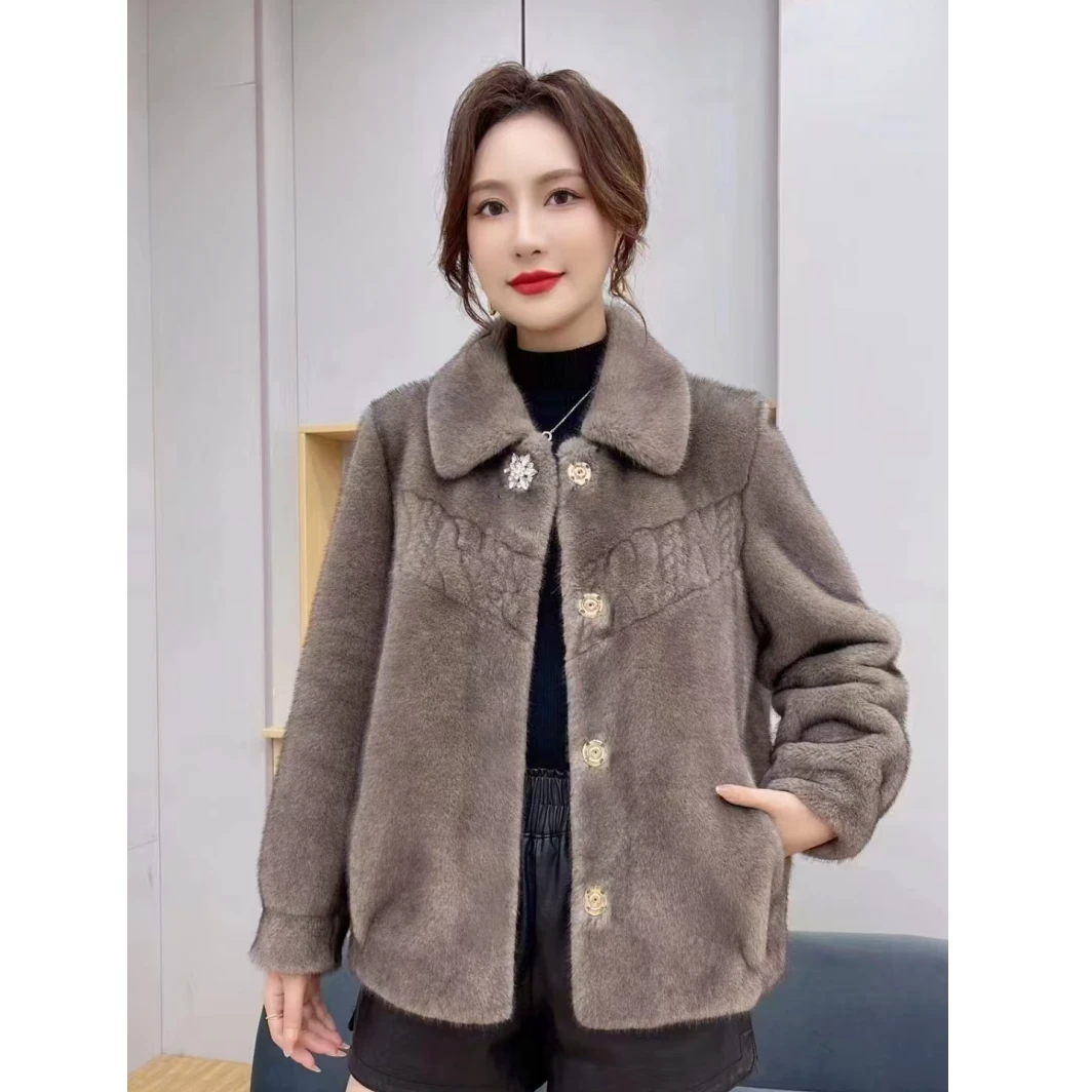 2025秋冬新款妈妈装绞八仿貂毛短外套方领时尚气质高端皮毛一体女