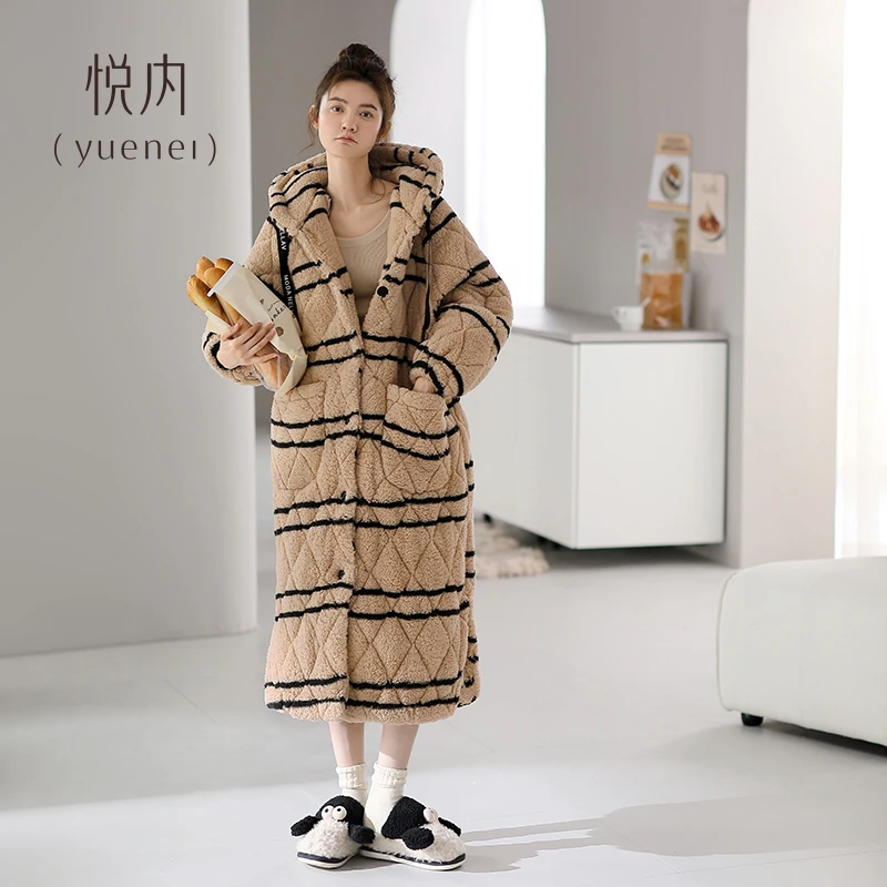 悦内睡袍女款秋冬季冬款珊瑚绒三层夹棉法兰绒长款大码毛绒睡衣裙