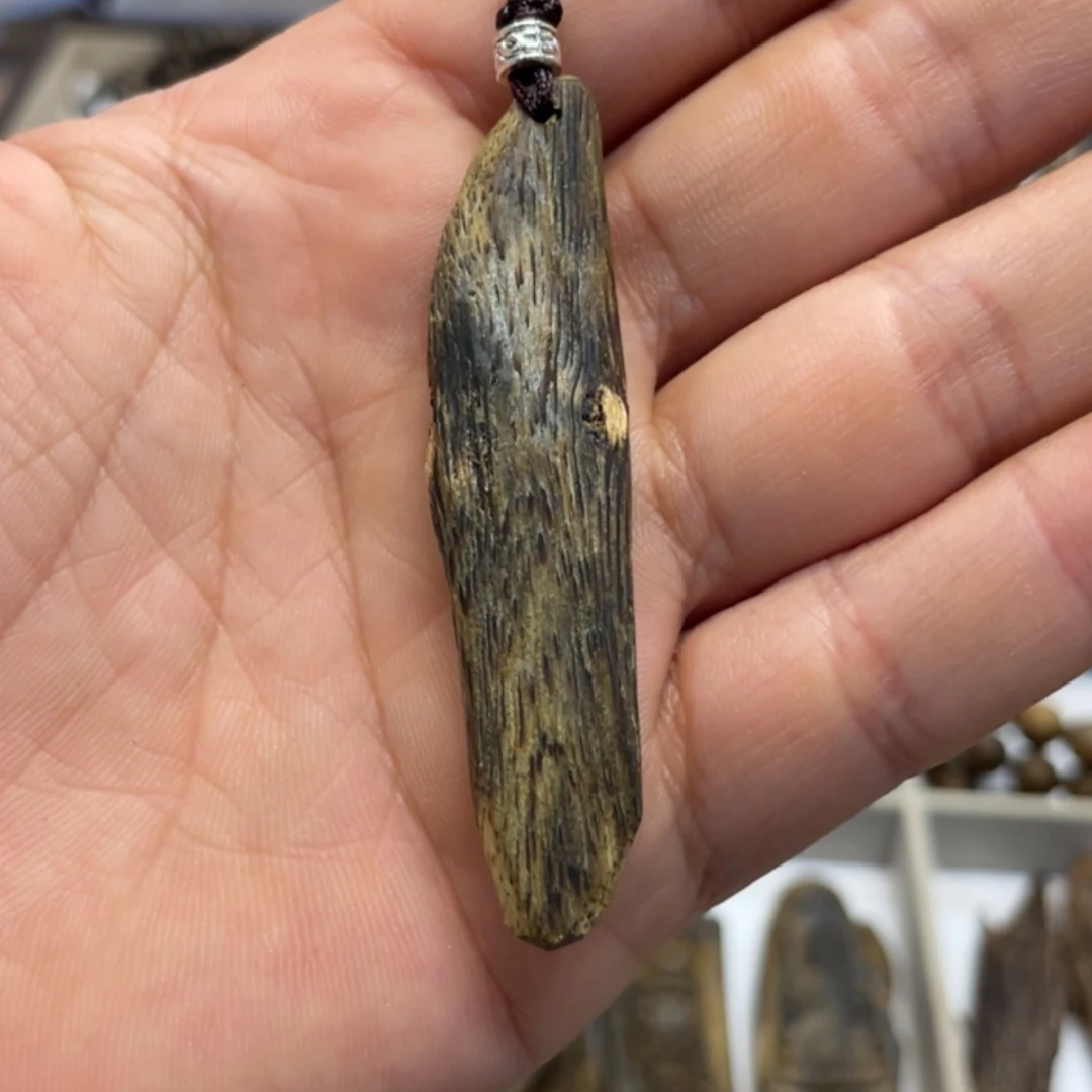 【闪购商品】沉香奇楠挂件