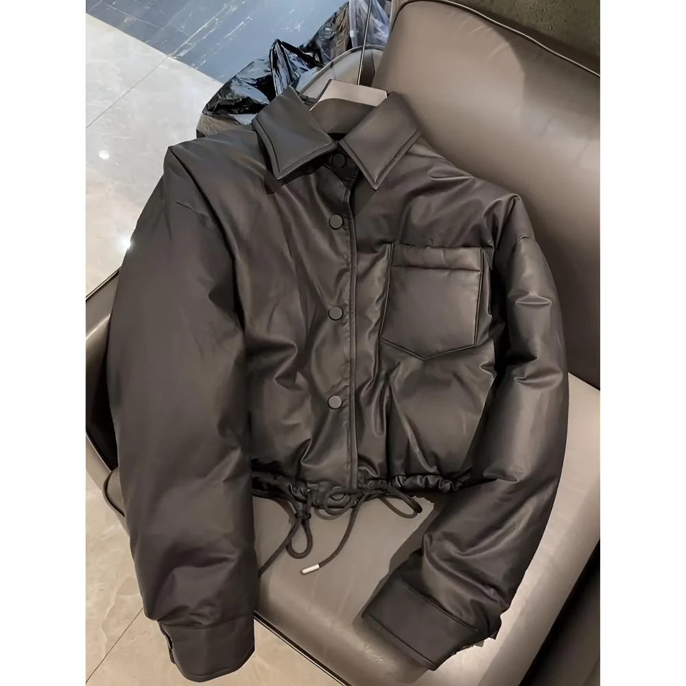 今年流行的轻薄棉服女冬季高级感超好看黑色短款面包服加厚皮外套