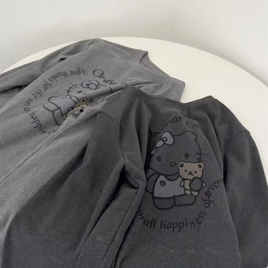 德绒深灰猫咪上衣no.退no.换