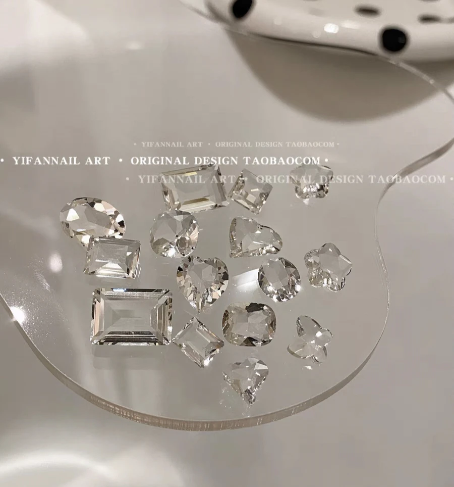 【白色恋人】精品水晶美甲钻