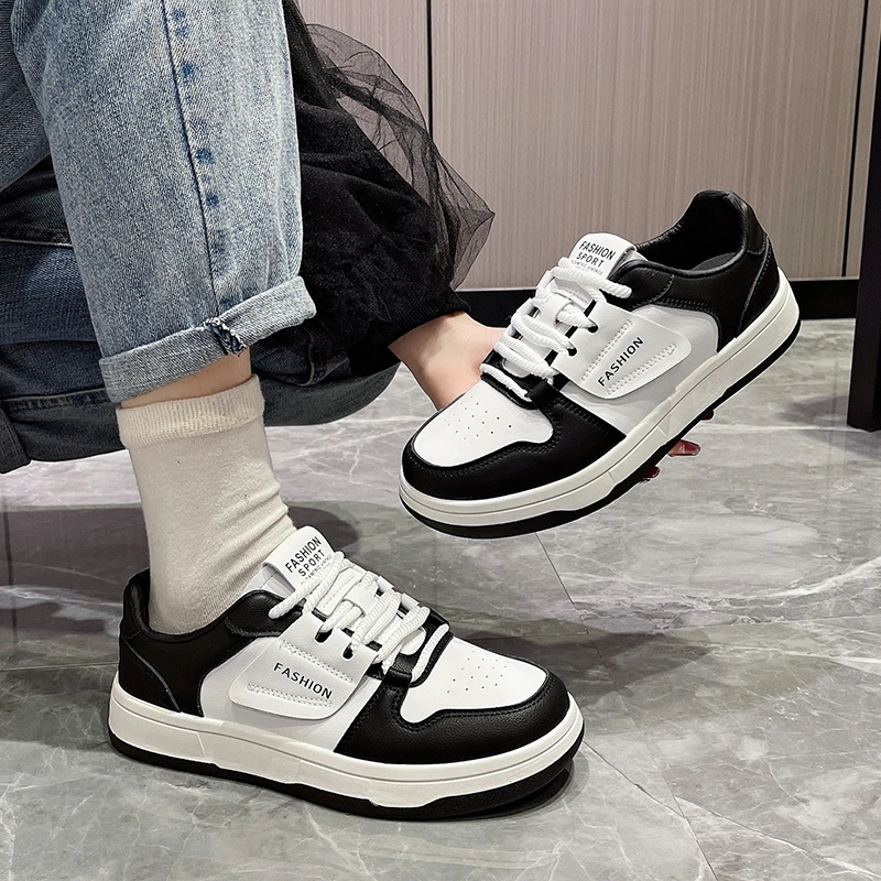 2025春秋新款校园风低帮拼色小白鞋子女休闲圆头百搭平底板鞋潮鞋