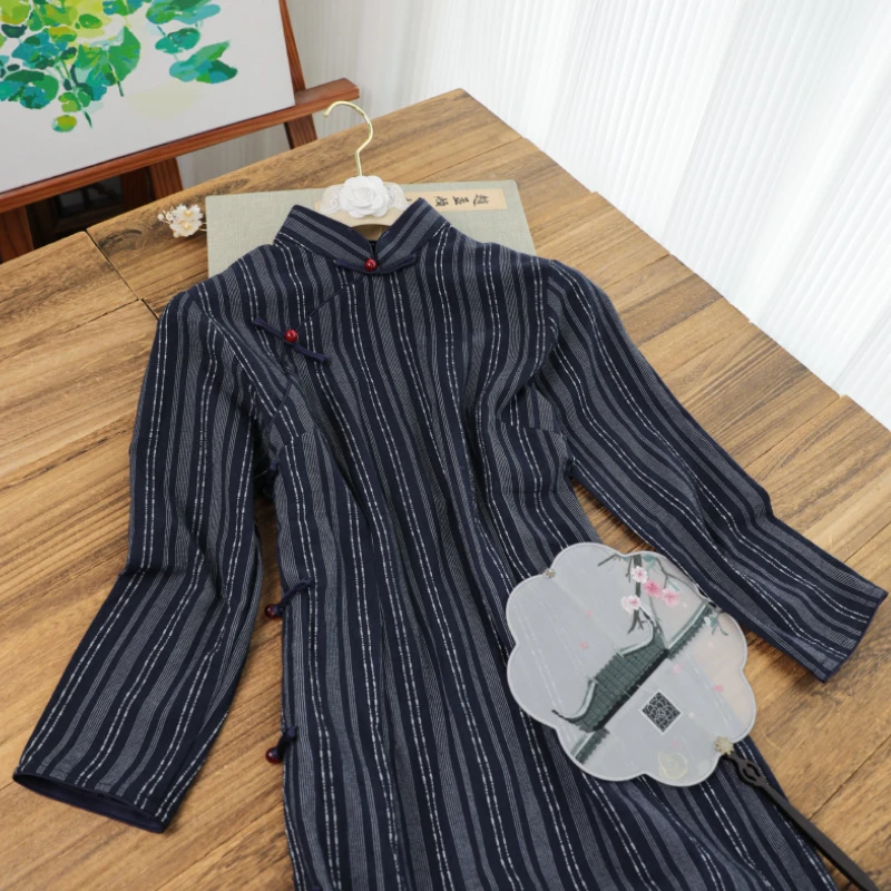 俏娘鱼新中式国风旗袍裙子新款复古黑色民国风长袖条纹日常穿改良