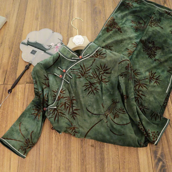 俏娘鱼2024年秋新款墨绿长袖复古日常可穿民国风改良老上海旗袍