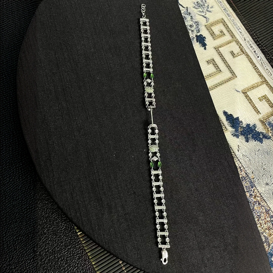 18k万能手链（可换卡13以内珠子）