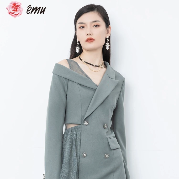 emu/依妙秋显瘦时尚气质v领不规则收腰连衣裙女装132150006