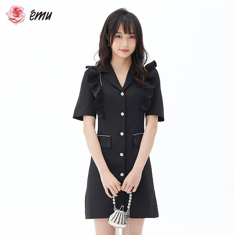 收腰气质黑色修身设计感时尚a字通勤纯色v领连衣裙女装短款