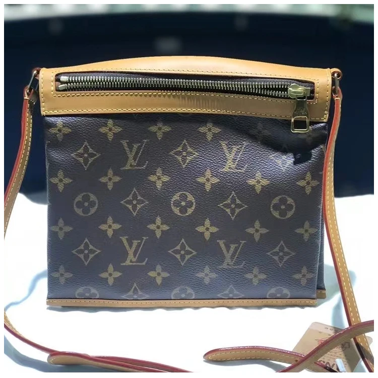 95新 LouisVuitton/路易威登 安洁利田哥斜挎包/BK0012920