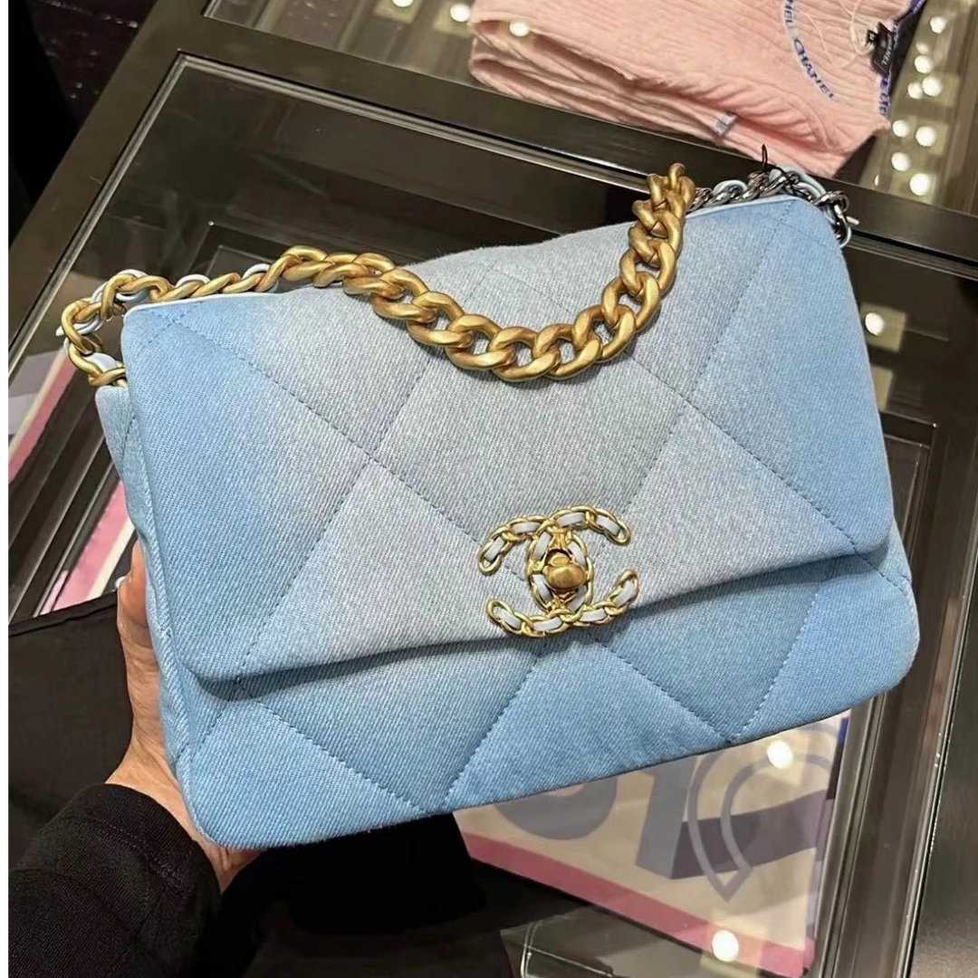 99新 Chanel/香奈儿  安洁利严选手柄口盖包/BK0141396