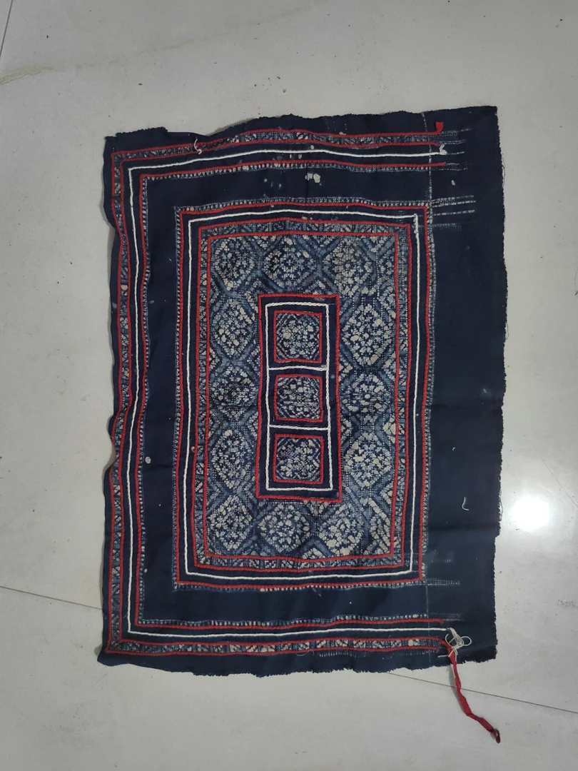 小花苗衣服绣片！