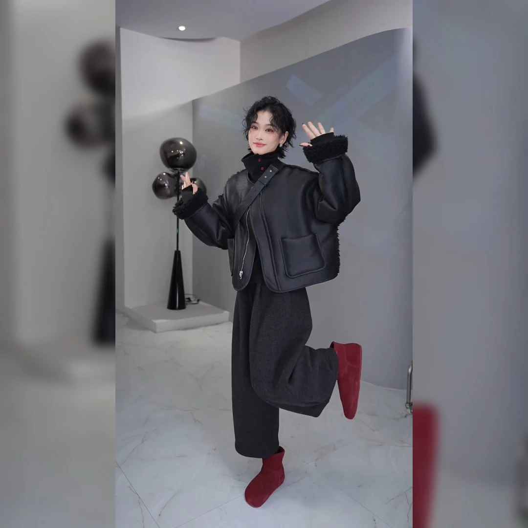 潮流街头风上衣冬季新款皮毛拼接一体圆领拉链两面穿保暖休闲外套