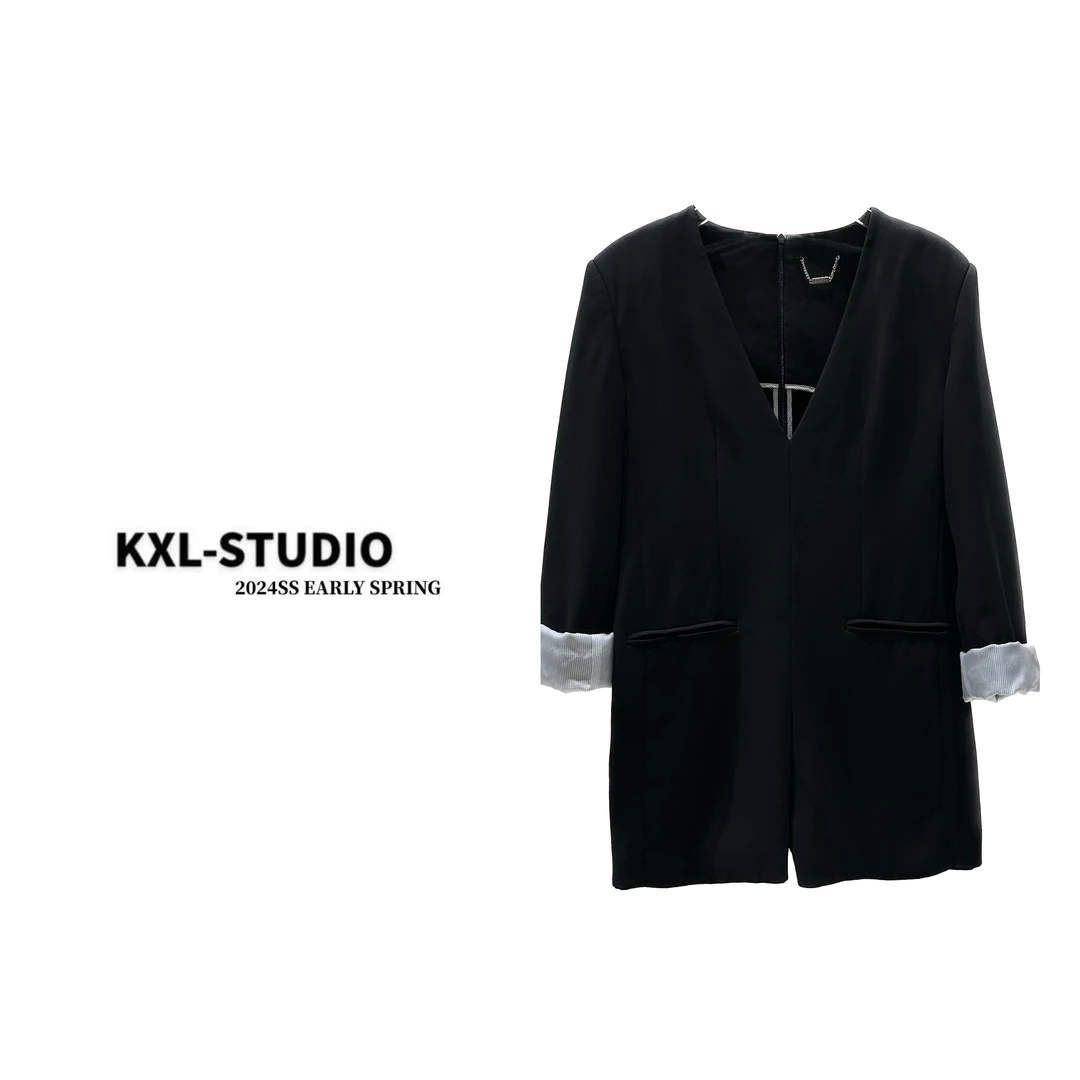 KXL-设计师款极简V领西装连体裤（黑）8228