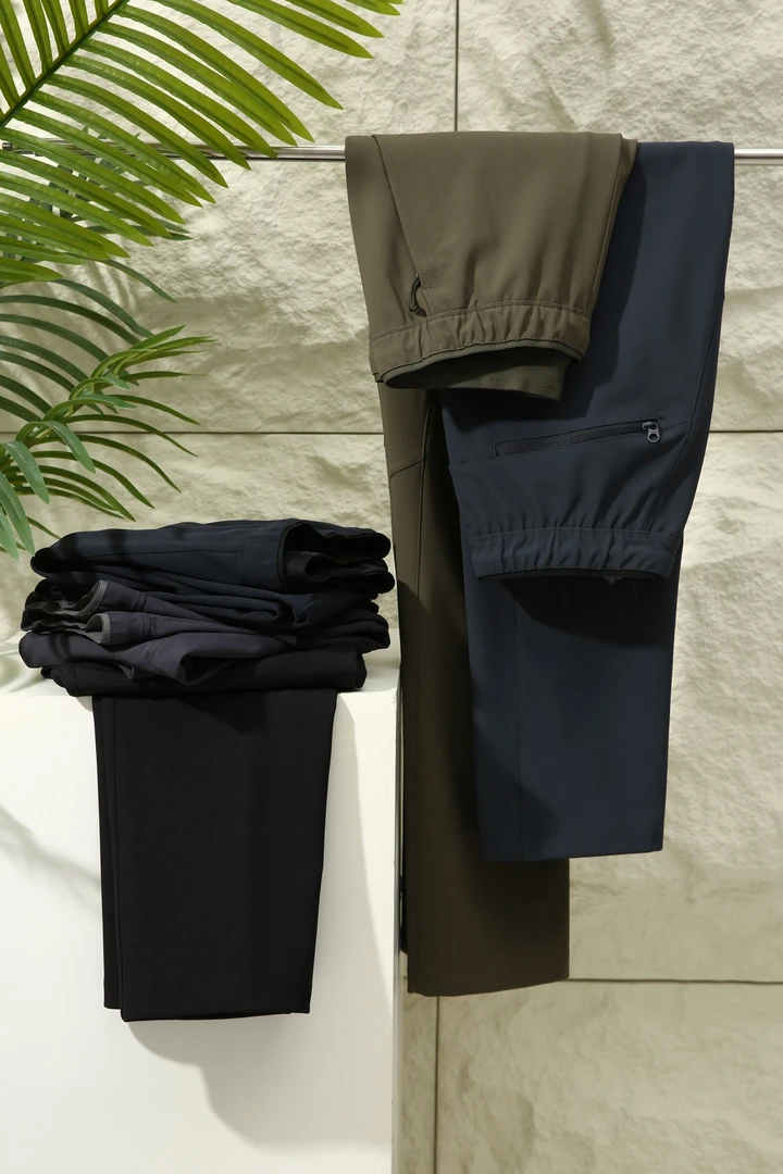 太好穿了！秋冬户外运动登山骑行防风防泼水四面弹力软壳休闲长裤