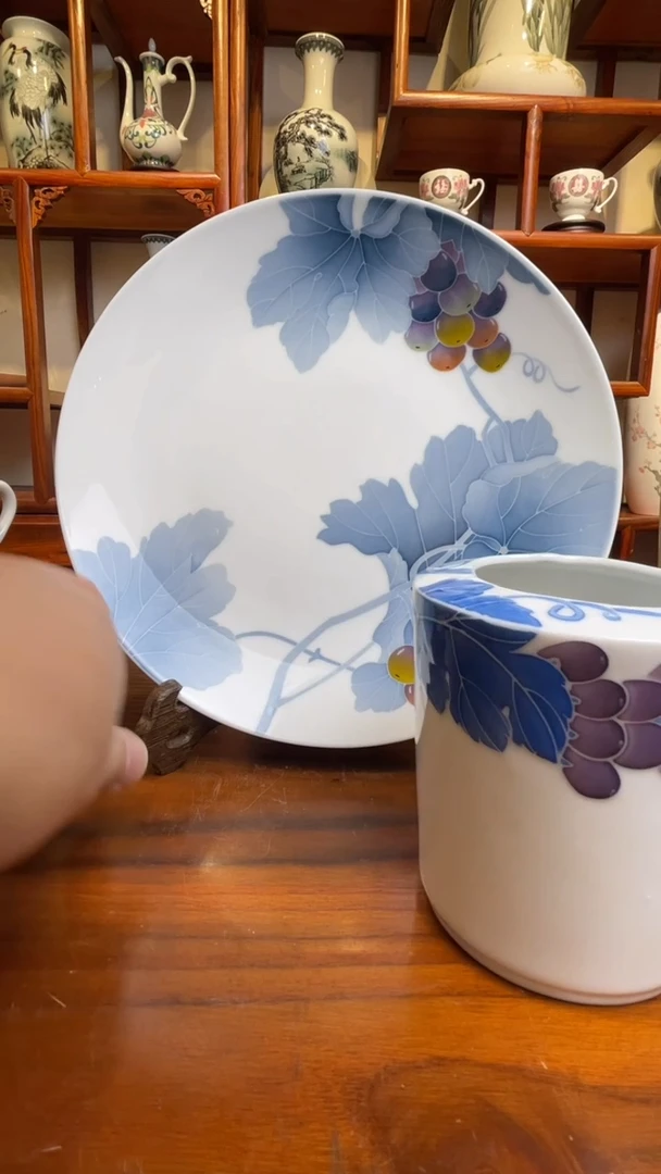 【闪购商品】1釉下彩高温手绘葡萄闪盘 26公分（微瑕）