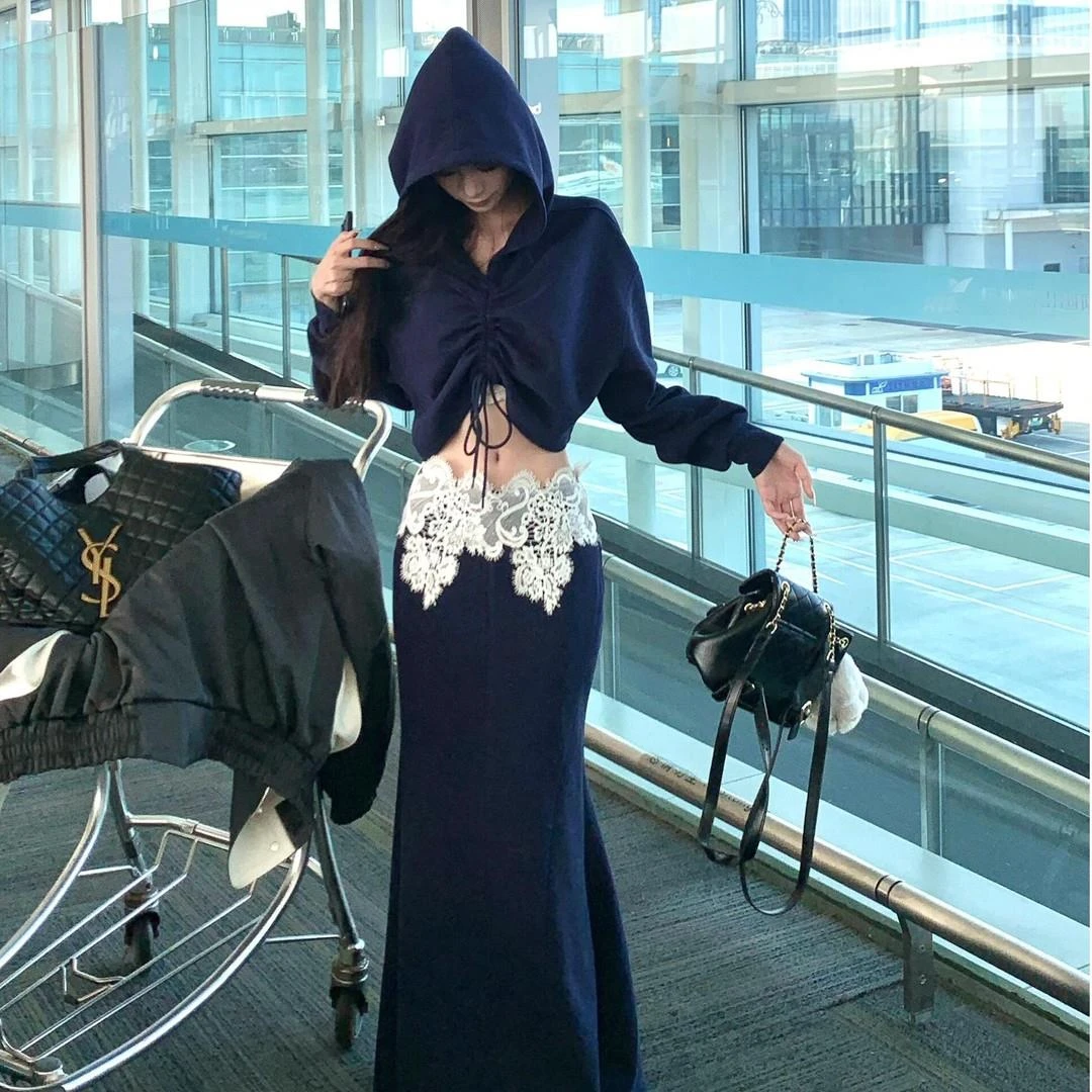 休闲套装藏蓝色修身长袖短款T恤女秋季2024新款a字半身裙子两件套