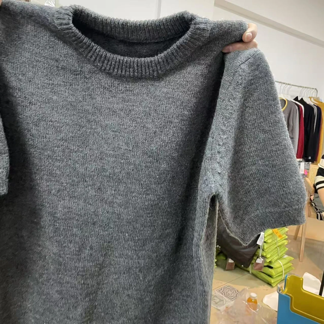 【WJ】 秋冬款   玲 11121   灰色色针织衫 （小码 大码）