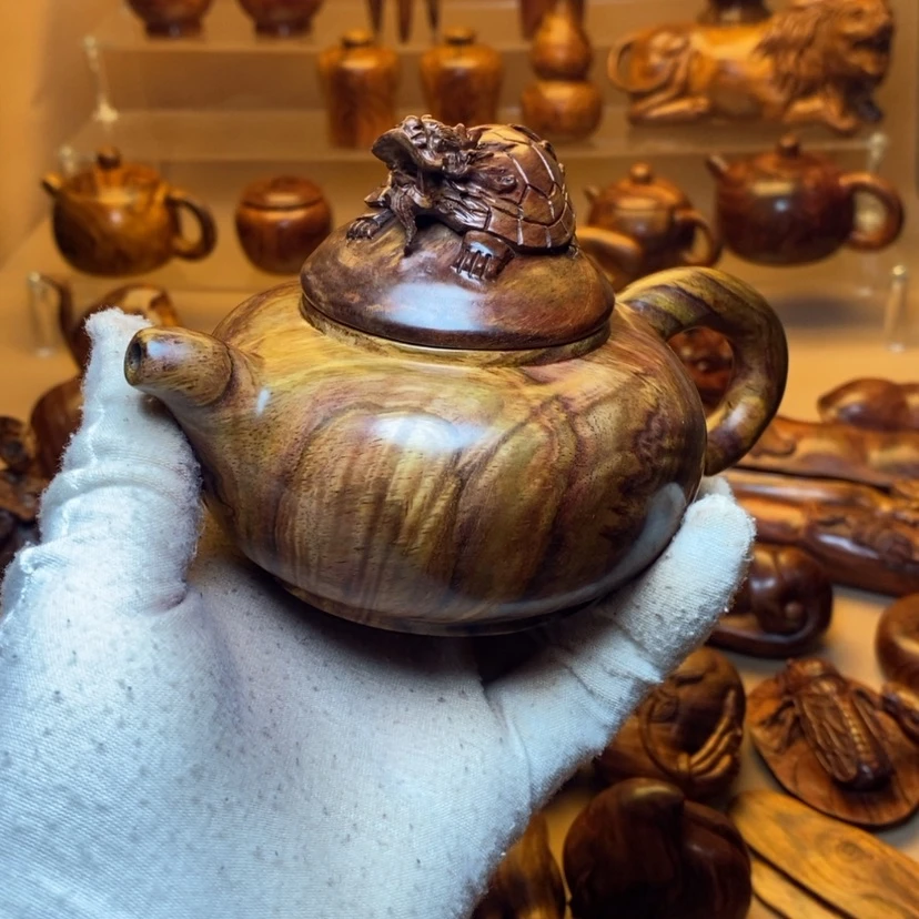 【闪购商品】黄花梨根雕杨**兄